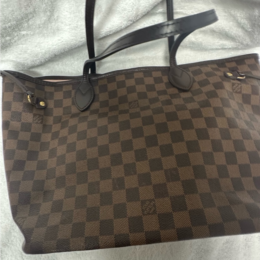 Louis Vuitton Damier Never Full Tote Bag